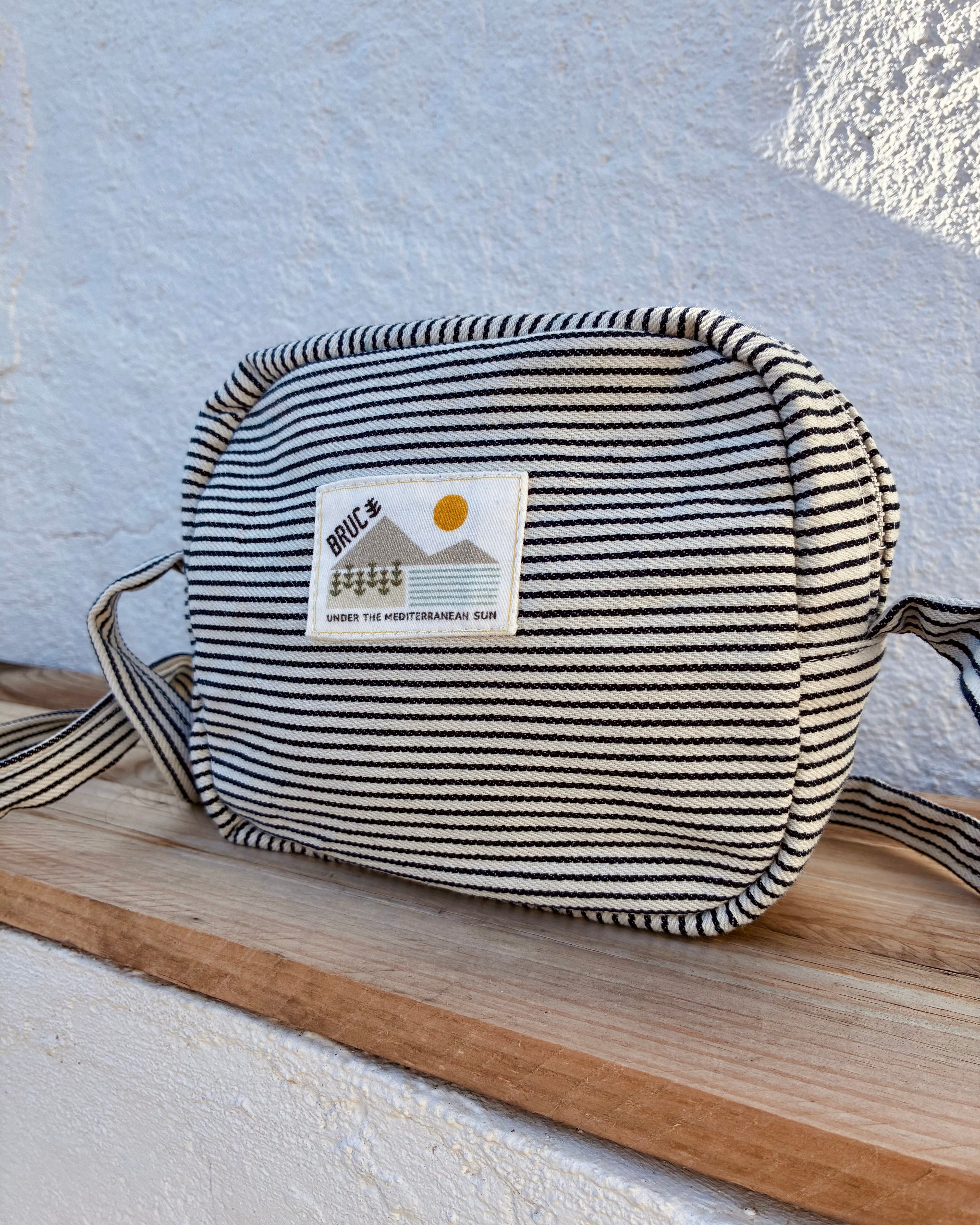 COMPACT CROSSBODY BAG • Mediterranean Breeze