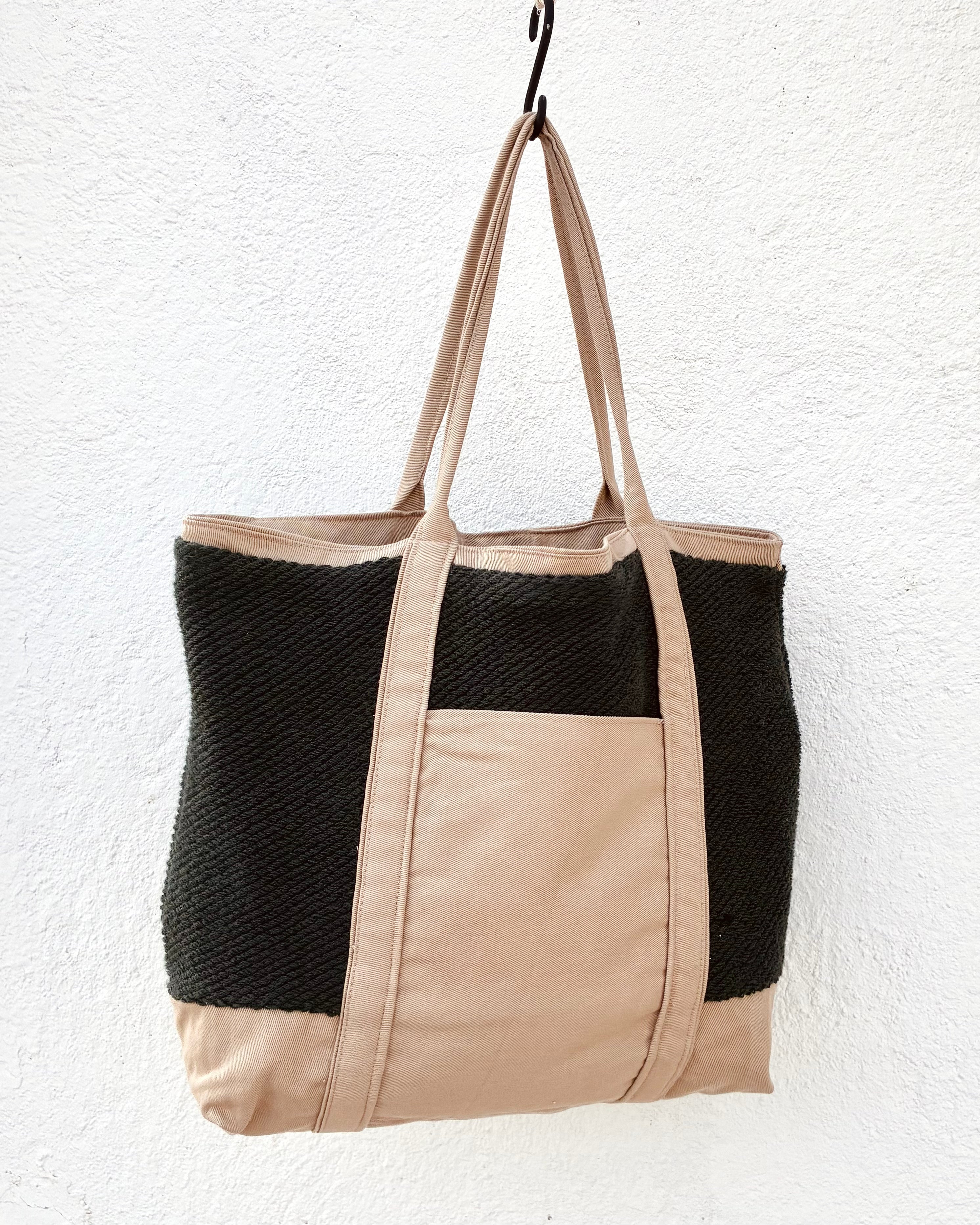 LARGE TOTE BAG · Deep Forest