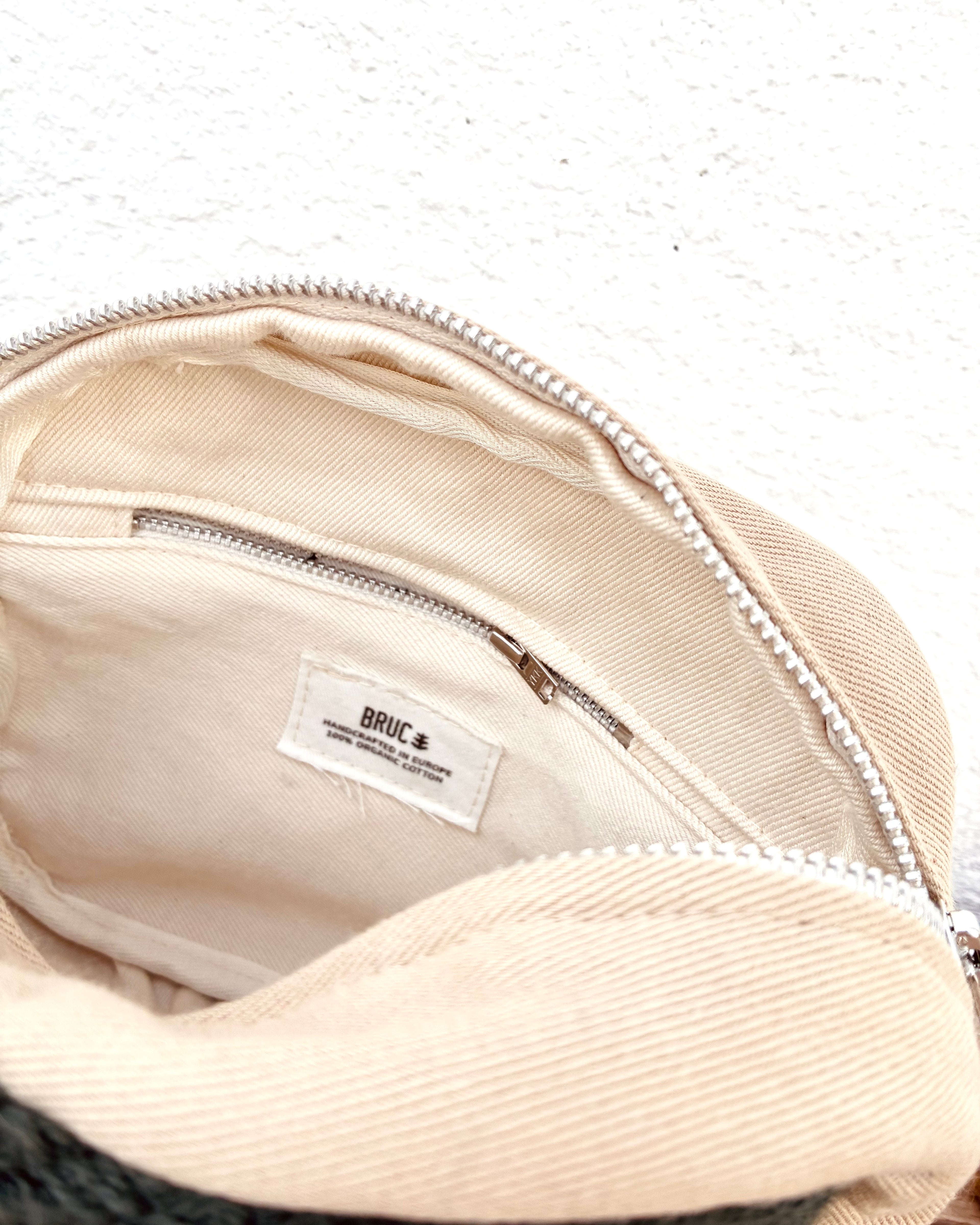 COMPACT CROSSBODY BAG · Deep Forest