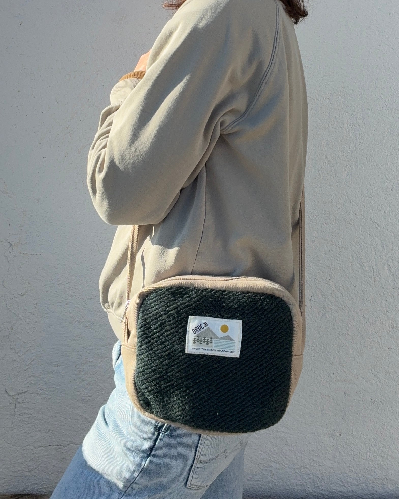 COMPACT CROSSBODY BAG · Deep Forest