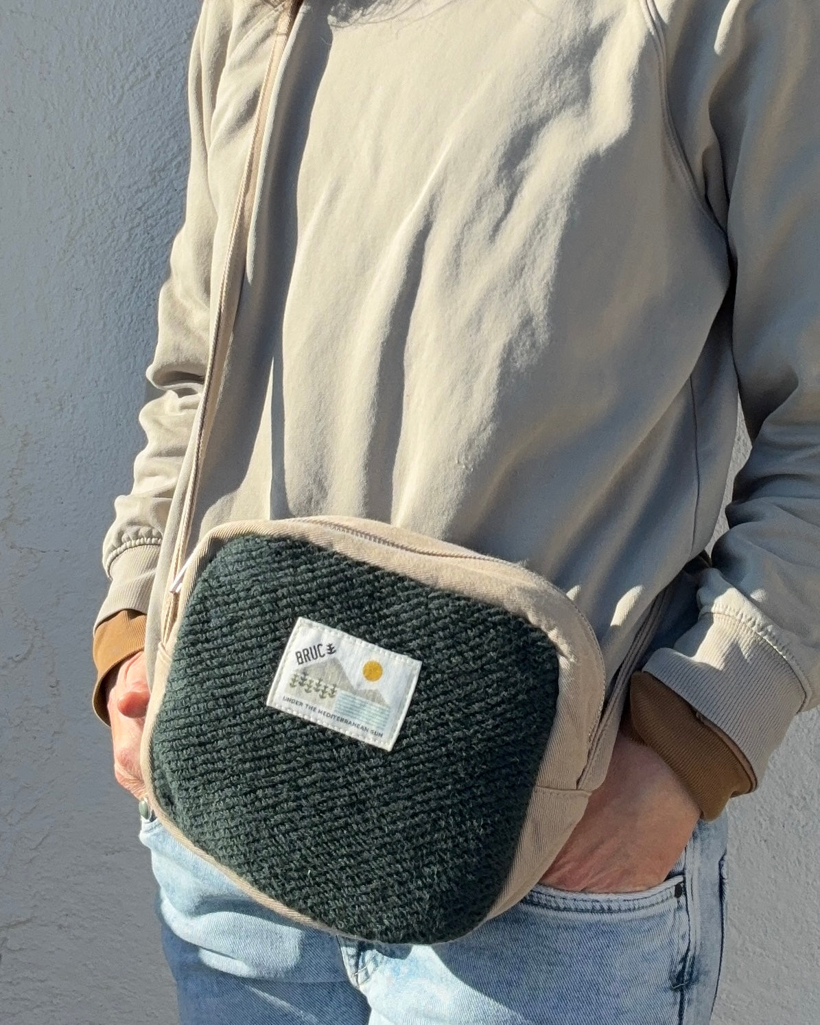 COMPACT CROSSBODY BAG · Deep Forest